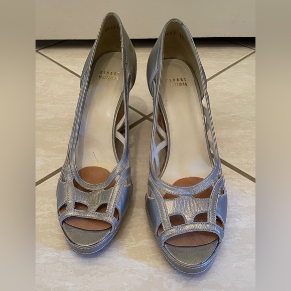 Stuart Weitzman Silver Wedge Sandals - Picture 5 of 14